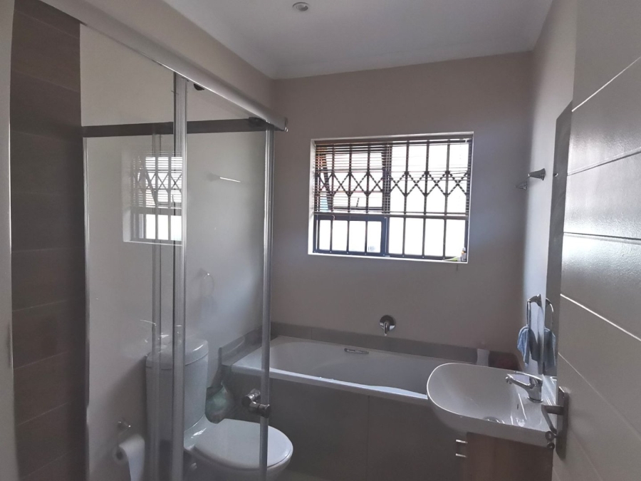 3 Bedroom Property for Sale in Fairview Eastern Cape